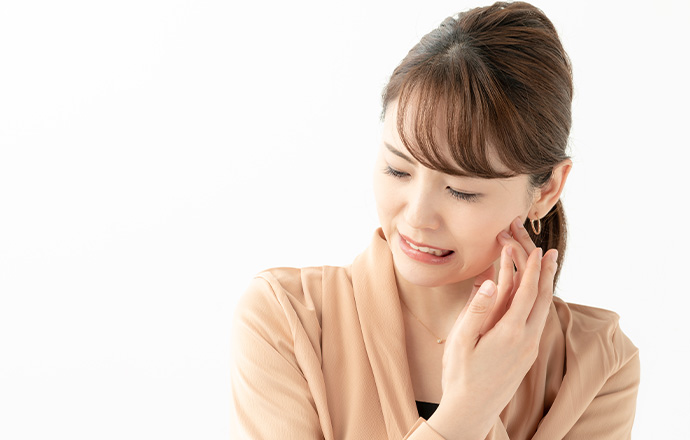 「顎が痛い・カクカク音がする」顎関節症について