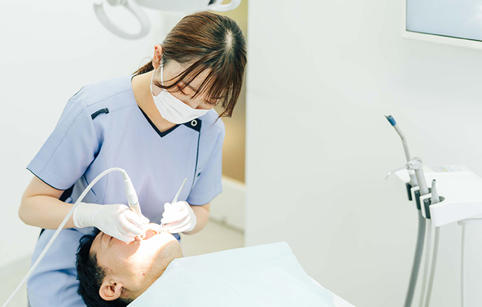 歯周病治療後は再発予防のために適切なセルフケアと歯医者でのプロケアを